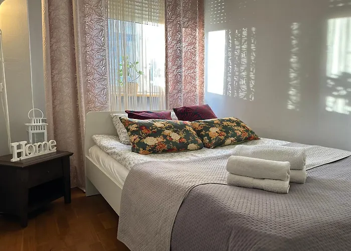 In Centrum7 Apparthome Parking * ורשה